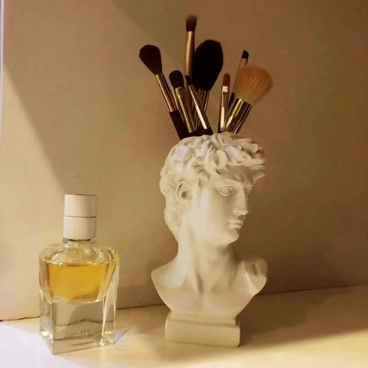 David Sculptural Vase
